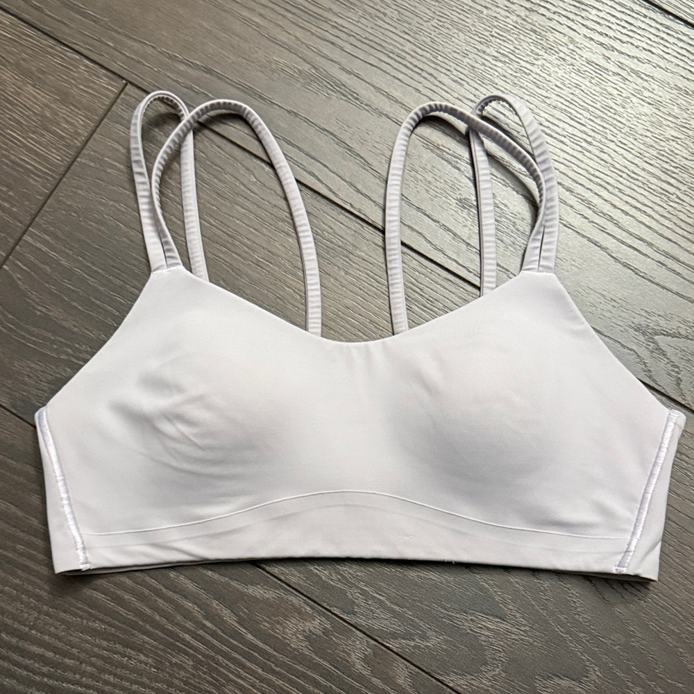 lululemon Like A Cloud B/C Light Lavendar Bra - 8